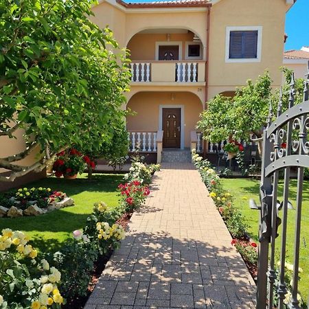 Apartman Tea Privlaka  Exteriér fotografie