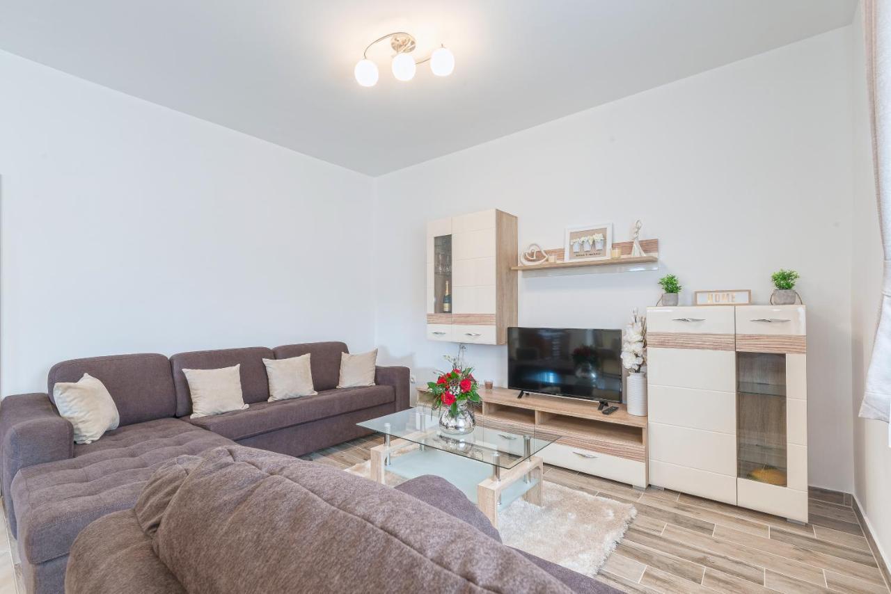 Apartman Tea Privlaka  Exteriér fotografie